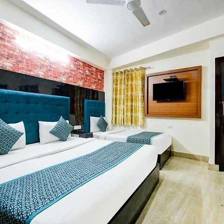 Airport Hotel Classic Park New Delhi Exterior foto